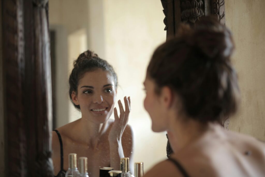 Secrets of Cheek Lift Surgery: How to Avoid Complications 1 Lift Surgery